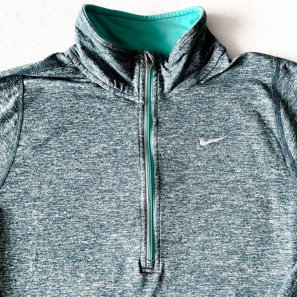 NIKE Running Quarter Zip - Picture 4 of 13